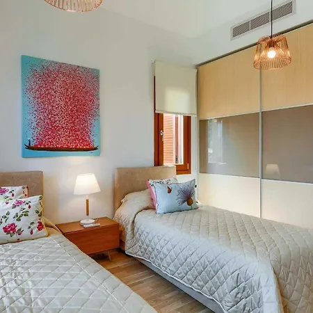 Alexander Heights Premium Al02 Apartment
