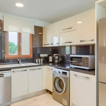 Alexander Heights Premium Al02 Kouklia